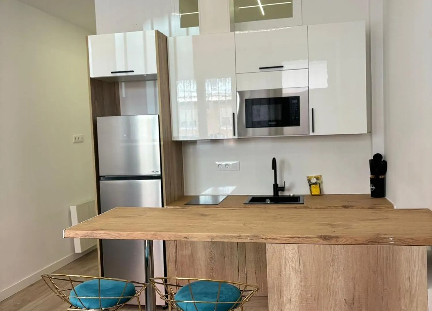 Apartament Exyca Metropolitano Madryt